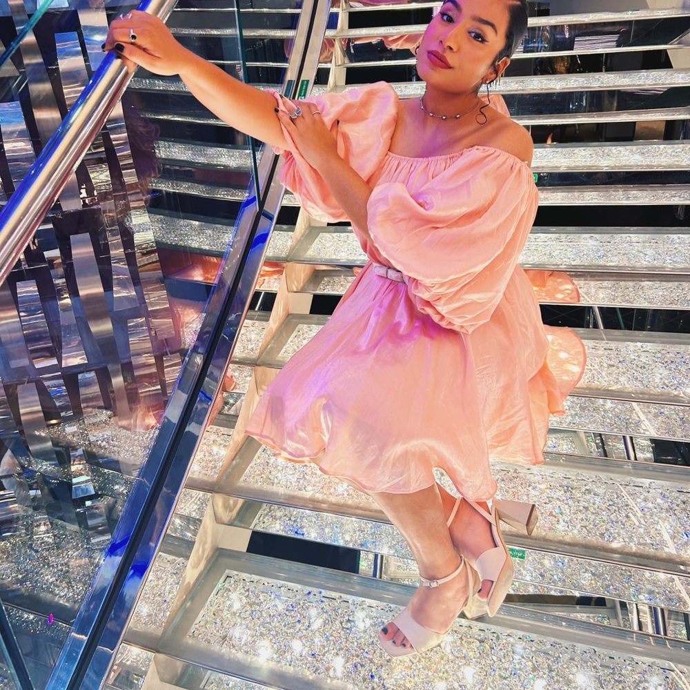 ARULA light pink mini dress - Picture 2 of 3